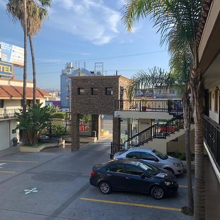 Hotel San Luis Rancho Mesa de Tijuana エクステリア 写真