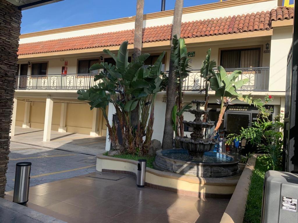 Hotel San Luis Rancho Mesa de Tijuana エクステリア 写真